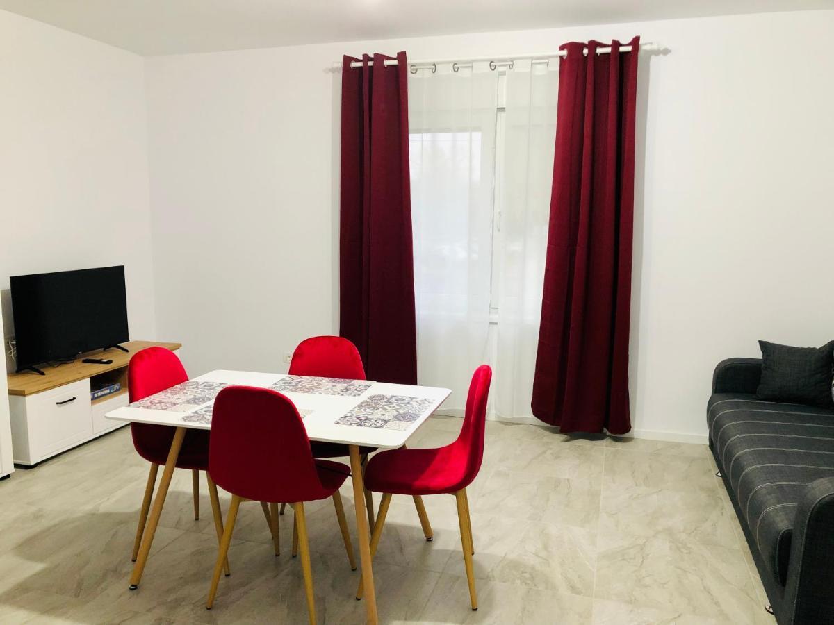 New And Modern Apartments In Villa, Near City Center M36 蒂米什瓦拉 外观 照片