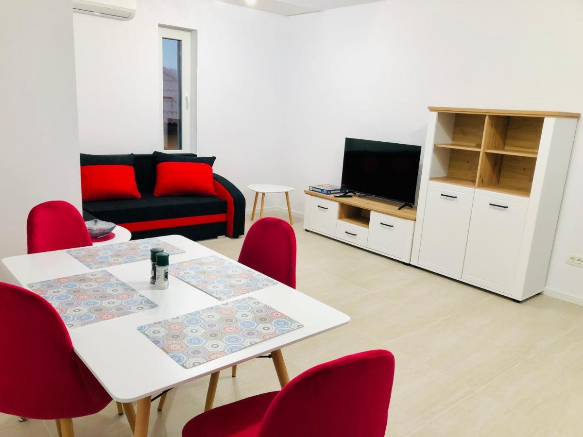 New And Modern Apartments In Villa, Near City Center M36 蒂米什瓦拉 外观 照片
